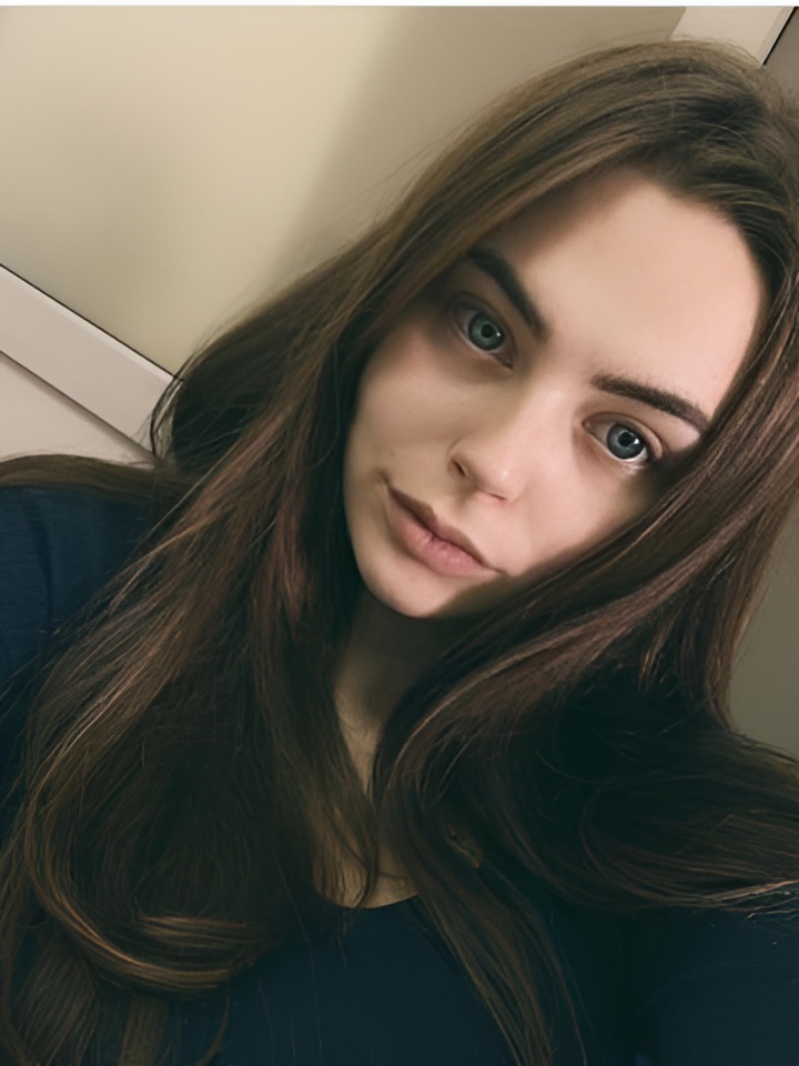 Эвелина привлекальеная девушка из Бузулука цена от 2500 руб