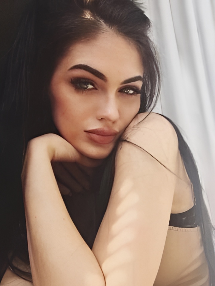 Индивидуалка Нелли, доступна для личного знакомства от 1500 руб