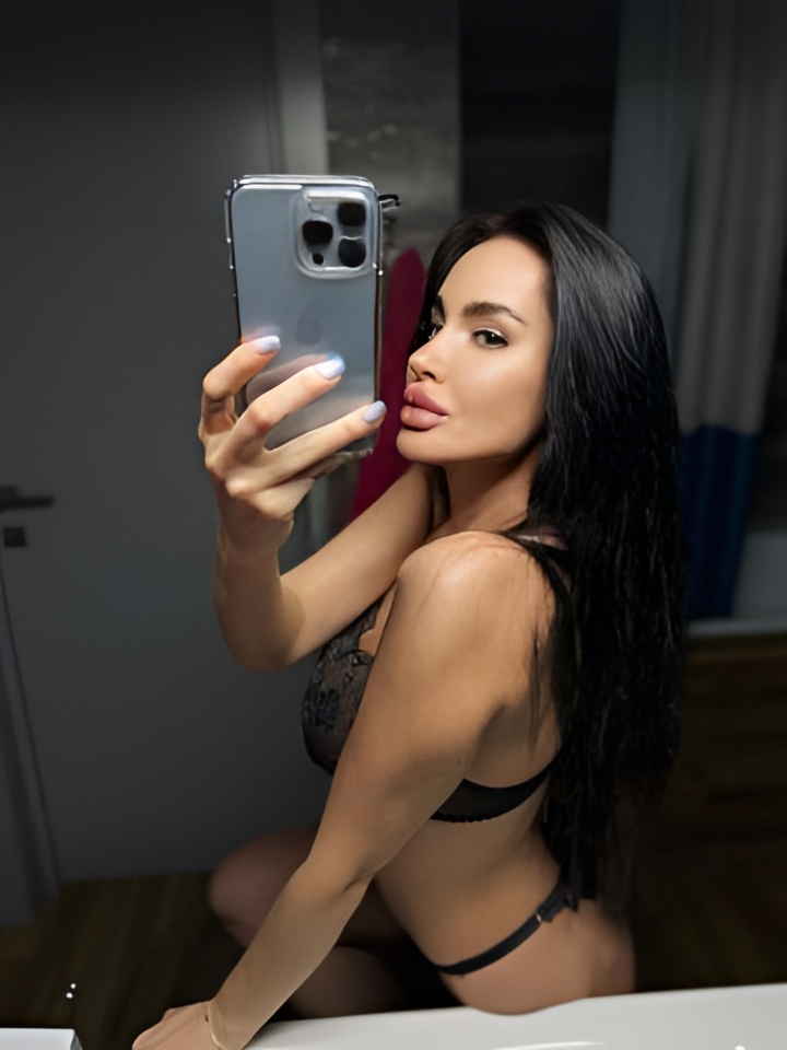 Розалия привлекальеная девушка из Бузулука цена от 2000 руб