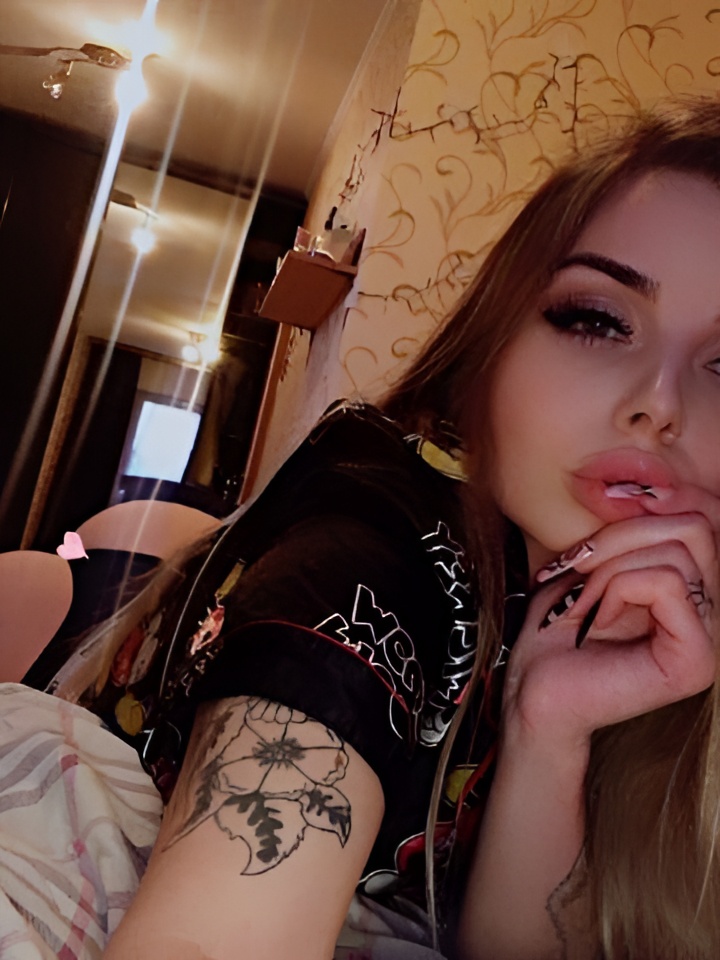 Зиглинда привлекальеная девушка из Бузулука цена от 5000 руб