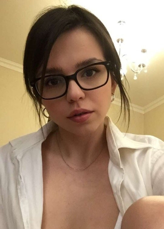 Олеся привлекальеная девушка из Бузулука цена от 3000 руб