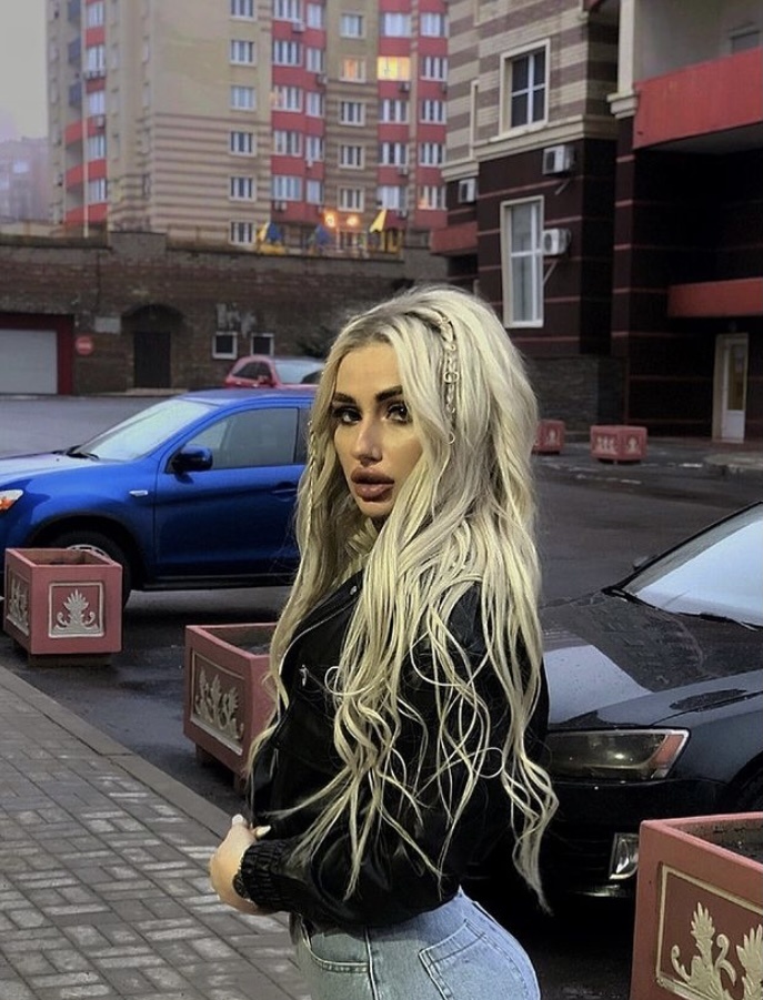 🎥 Алиса привлекальеная девушка из Бузулука цена от 6000 руб