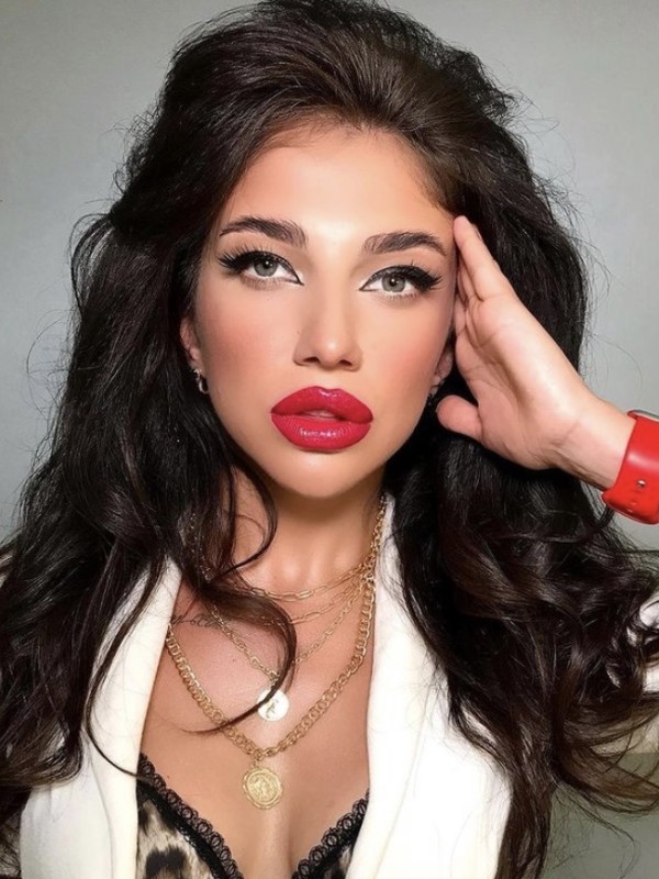 🎥 Влада привлекательная девушка из Бузулука цена от 5000 руб