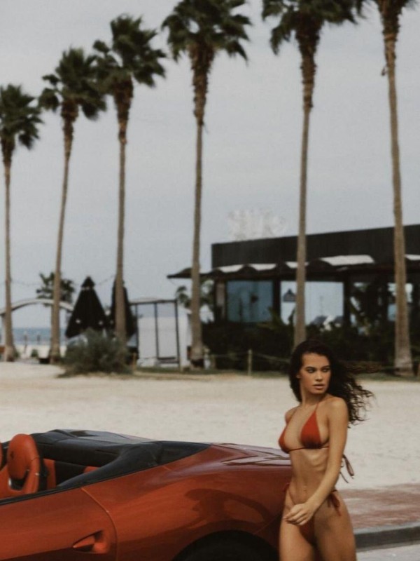 Лада привлекательная девушка из Бузулука цена от 6000 руб