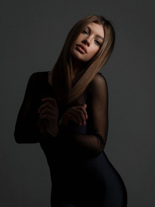 Диана привлекательная девушка из Бузулука цена от 7000 руб